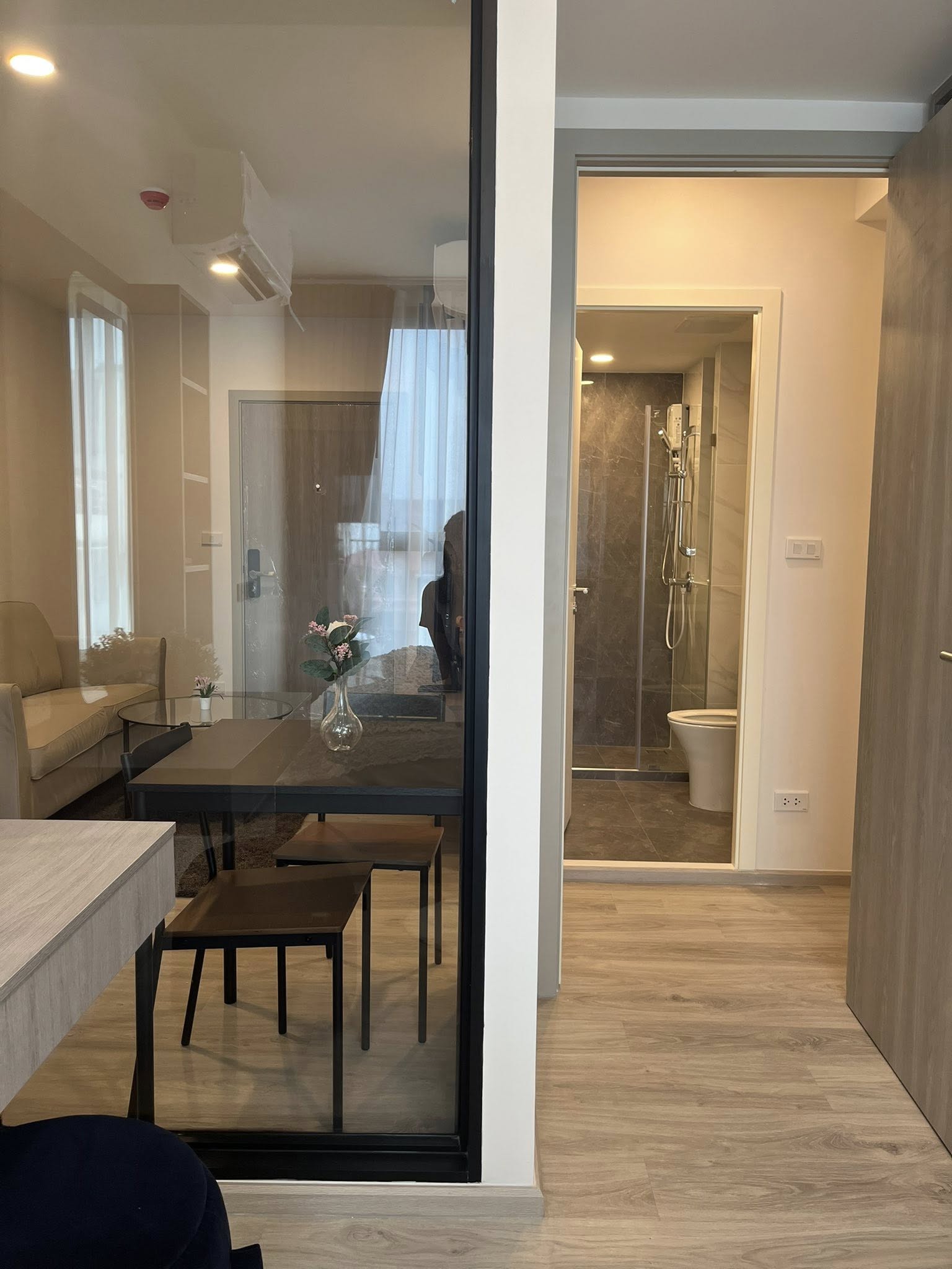 ให้เช่าห้องแบบ 1ห้องนอน 1ห้องน้ำ 1ครัวปิด โซนพื้นที่ BTS สายหยุด คอนโด SO Origin Phahol 69 Station (โซ ออริจิ้น พหลฯ 69 สเตชั่น) Mid Rise ขนาดห้อง 30.6 ตรม. ชั้น 5