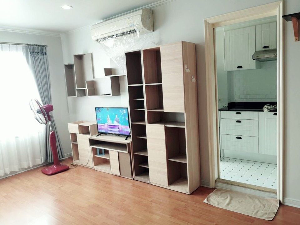 ให้เช่าห้องแบบ2ห้องนอนมีเครื่องซักผ้า BTS สะพานควาย สอบถามแอด Line ID : Smile-easy ที่ ลุมพินี วิลล์ พหล - สุทธิสาร