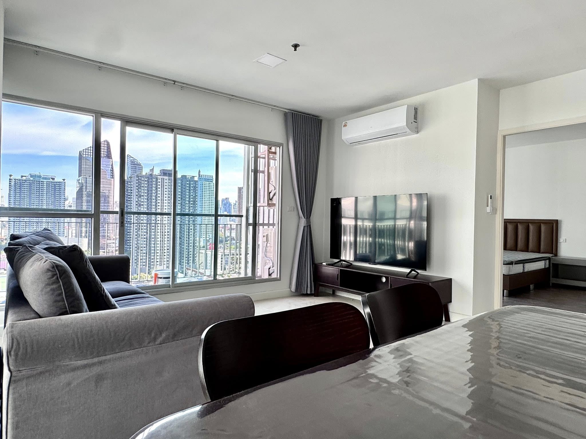 โซนพื้นที่ MRT พระราม 9 ให้เช่าห้องแบบ 2ห้องนอน 2ห้องน้ำ คอนโด Aspire Rama 9 (แอสปาย พระราม 9) High Rise ขนาดห้อง 66 ตรม. ชั้น 22 ตึก B