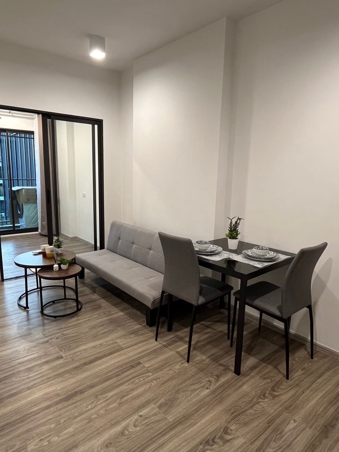 ให้เช่าคอนโด Rich Park Terminal @Phahonyothin 59 (ริชพาร์ค เทอมินอล @พหลโยธิน 59) - ตกแต่งเฟอร์ครบ 1ห้องนอน 1ห้องน้ำ 1ห้องอเนกประสงค์ - การเดินทาง: ใกล้สถานี BTS พหลโยธิน 59