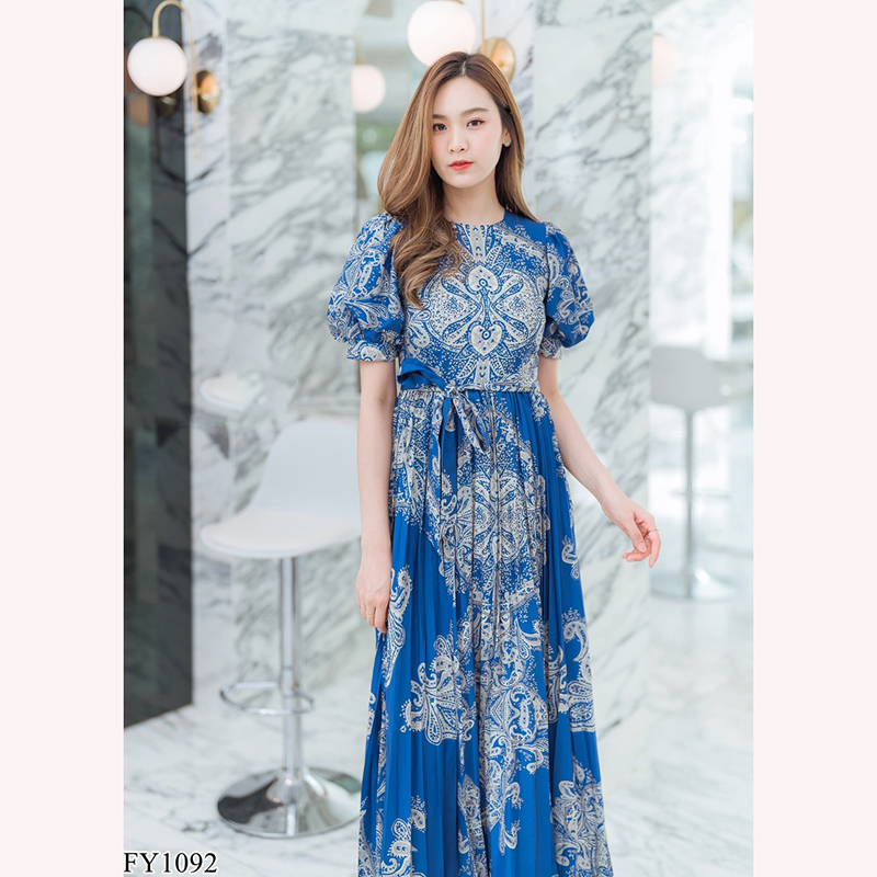 kudapy เดรสยาวสีชมพู/สีกรม กระโปรงอัดพลีทลายโรมัน+เชือก