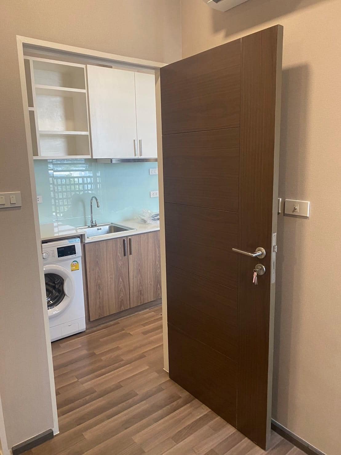 ปล่อยเช่าคอนโด Block 44 (บล็อค 44) ซอย พหลโยธิน 44 - 1ห้องนอน 1ห้องนั่งเล่น 1ห้องน้ำ - ใกล้ BTS กรมป่าไม้/เกษตร ศรีปทุม