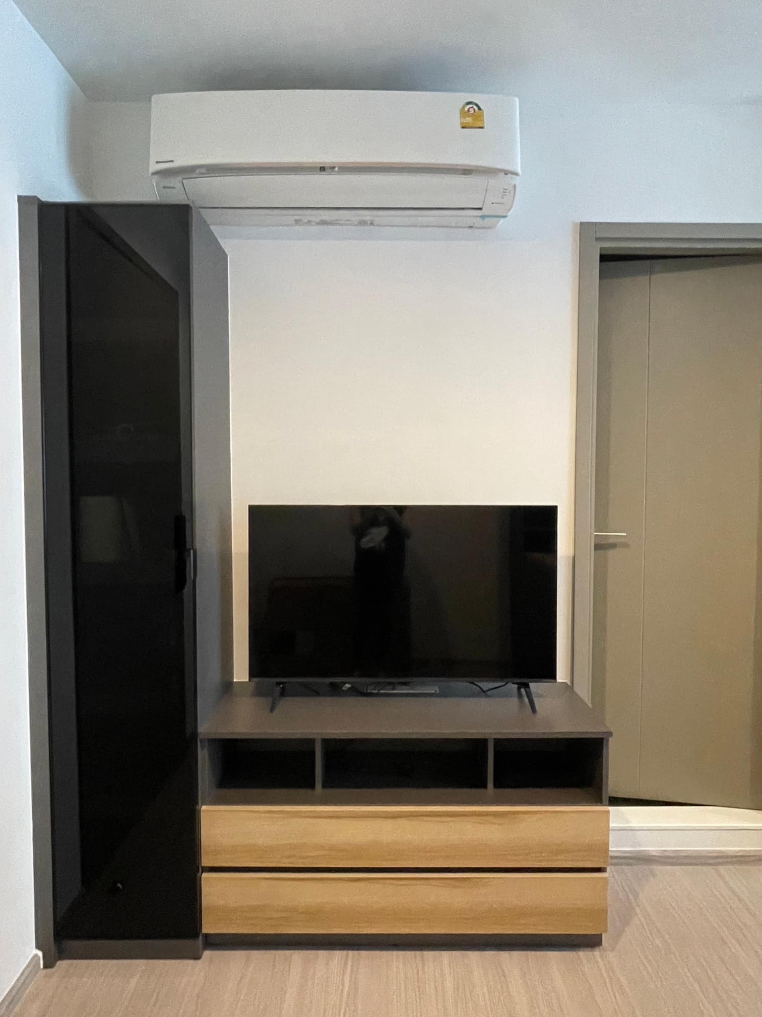 ให้เช่า Life Asoke Hype (ไลฟ์ อโศก ไฮป์) เครื่องใช้ไฟฟ้าครบมีเครื่องซักผ้า