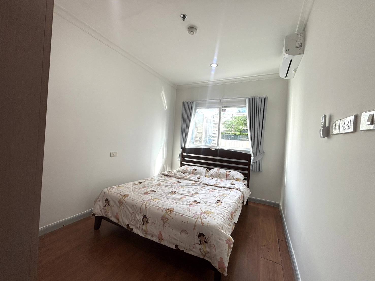 ให้เช่าคอนโด Grand Park View (แกรนด์ พาร์ค วิว) โซน รถไฟฟ้า MRT เพชรบุรี สุขุมวิท ห้องแบบ 3ห้องนอน / 2ห้องน้ำ ขนาดห้อง 120 ตรม. ชั้น 10