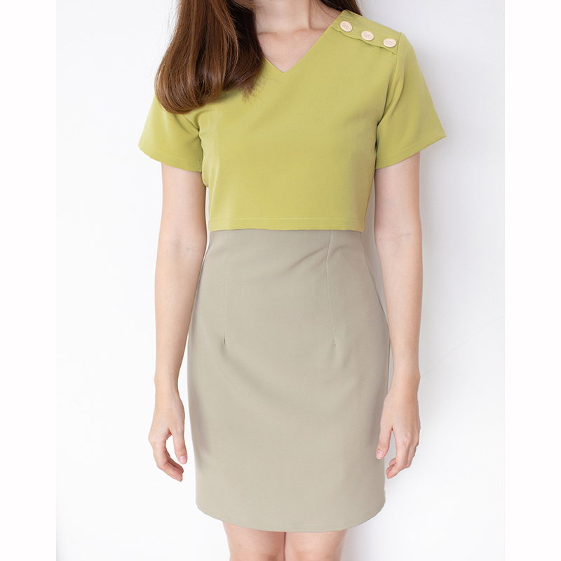 kudapy เดรสสั้นสีเขียวทหาร/สีเลมอน/สีชมพูเข้ม ซิปหลัง เข้ารูปทรงสวยเป๊ะ กิมมิคแต่งกระดุมที่บ่า ดูภายนอกเหมือนใส่แยกชิ้น