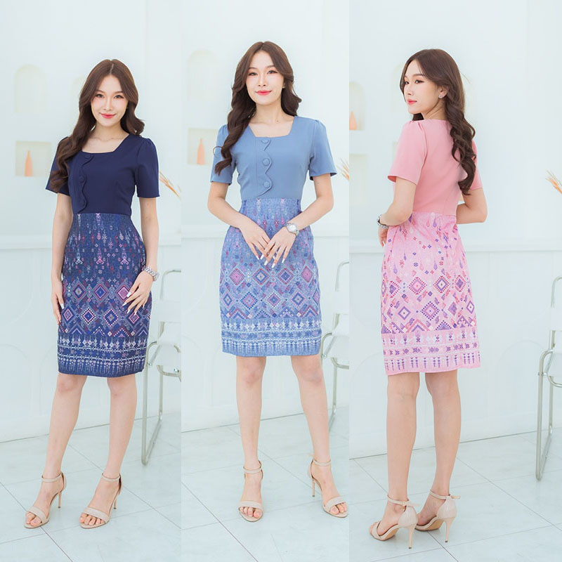 kudapy มินิเดรสสั้นสีชมพู/สีคราม/สีม่วง ผ้าพิมพ์ลายไทยใส่ไปทำงานให้ดูมีสีสัน ซิปซ่อนด้านหลัง แต่งกระดุมหน้า