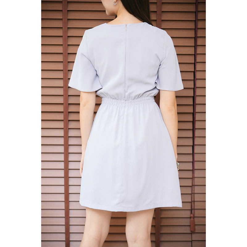 kudapy เดรสแขนระบายสม๊อคเอวด้านข้างถึงด้านหลัง เข้ารูปตามเอวลูกค้า