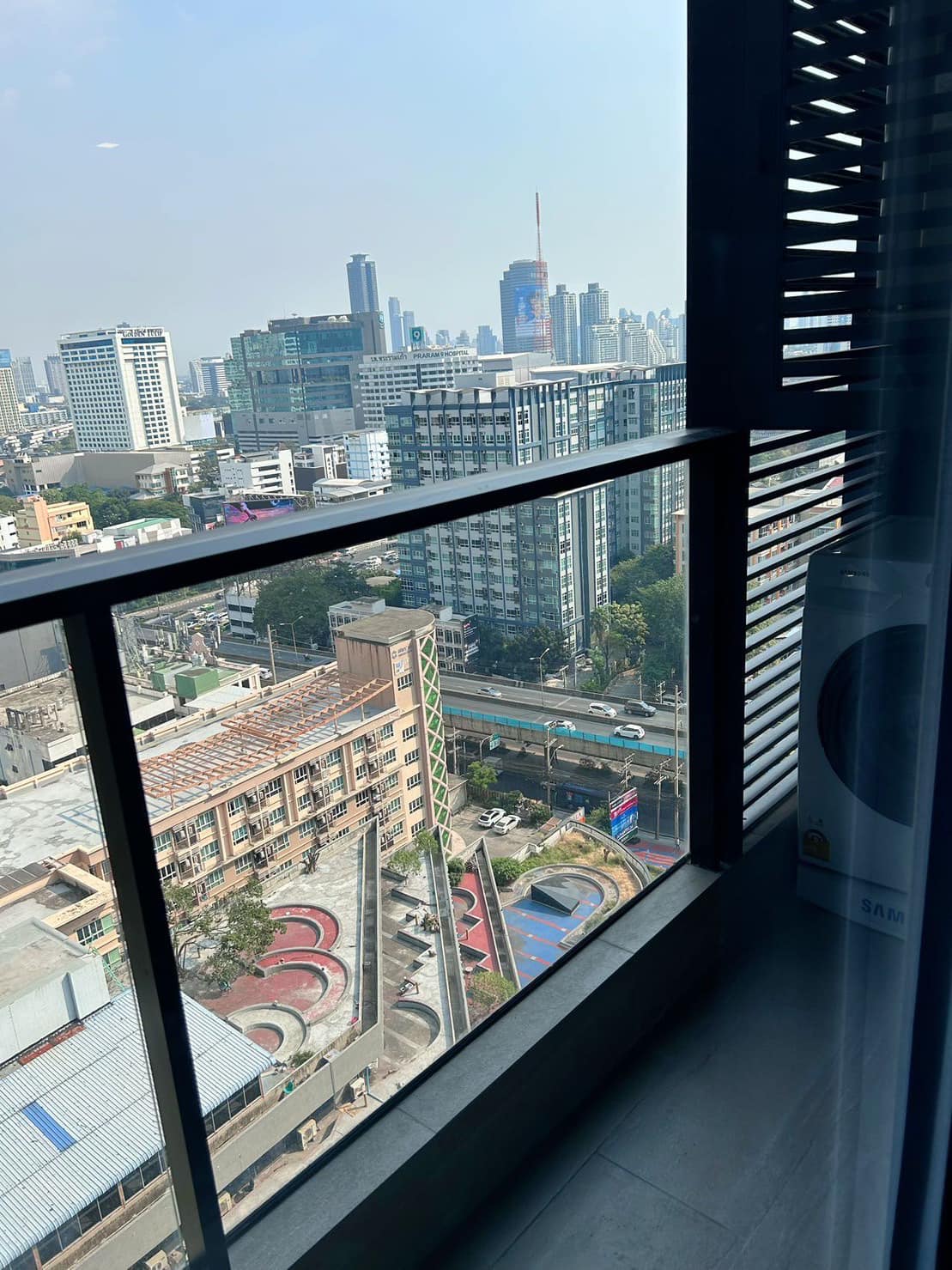 ปล่อยเช่าคอนโด One9Five Asoke - Rama 9 (วันไนน์ไฟว์ อโศก - พระราม 9) - ห้องใหม่ทุกอย่างมือแรกพร้อมเข้าอยู่ - การเดินทาง: MRT พระราม 9