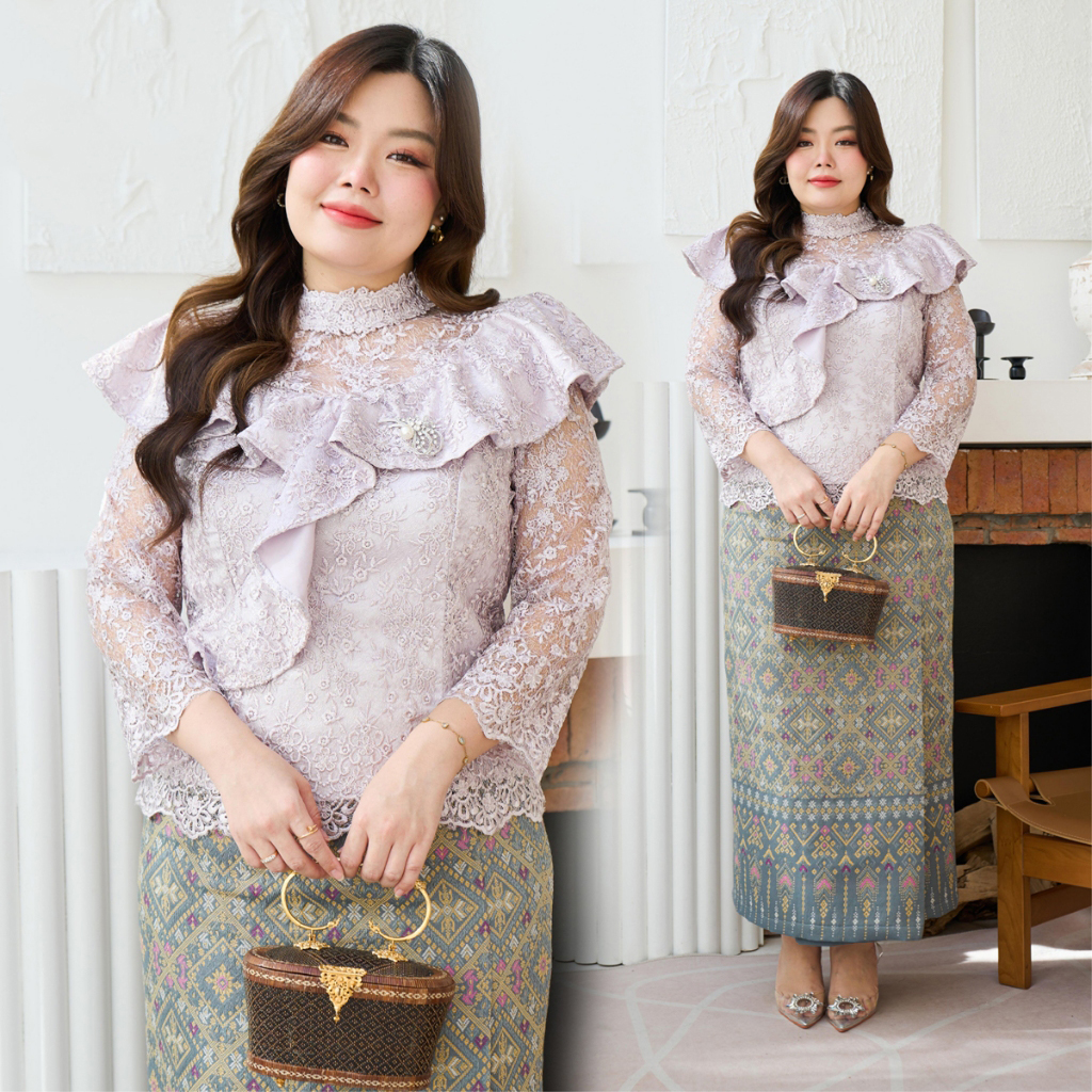 kudapy ชุดเซ็ทออกงานสีเทา +ผ้าถุงทอลายแพรวากาฬสินธุ์ คอจีน แขนยาว แต่งระบายไหล่