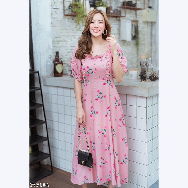kudapy เดรสยาวสีชมพู,สีขาว กระโปรงลายดอกไม้ชมพูสวยใสน่ารักดูดี
