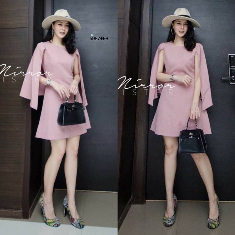 kudapy ชุดเดรสดีไซน์เก๋ แพทเทิร์นช่วงบนโดดเด่น แขน 2 ข้างแต่งผ่า คลุมหลังแขนตรงช่วงแขน ช่วงกระโปรงเป็นทรงเอ