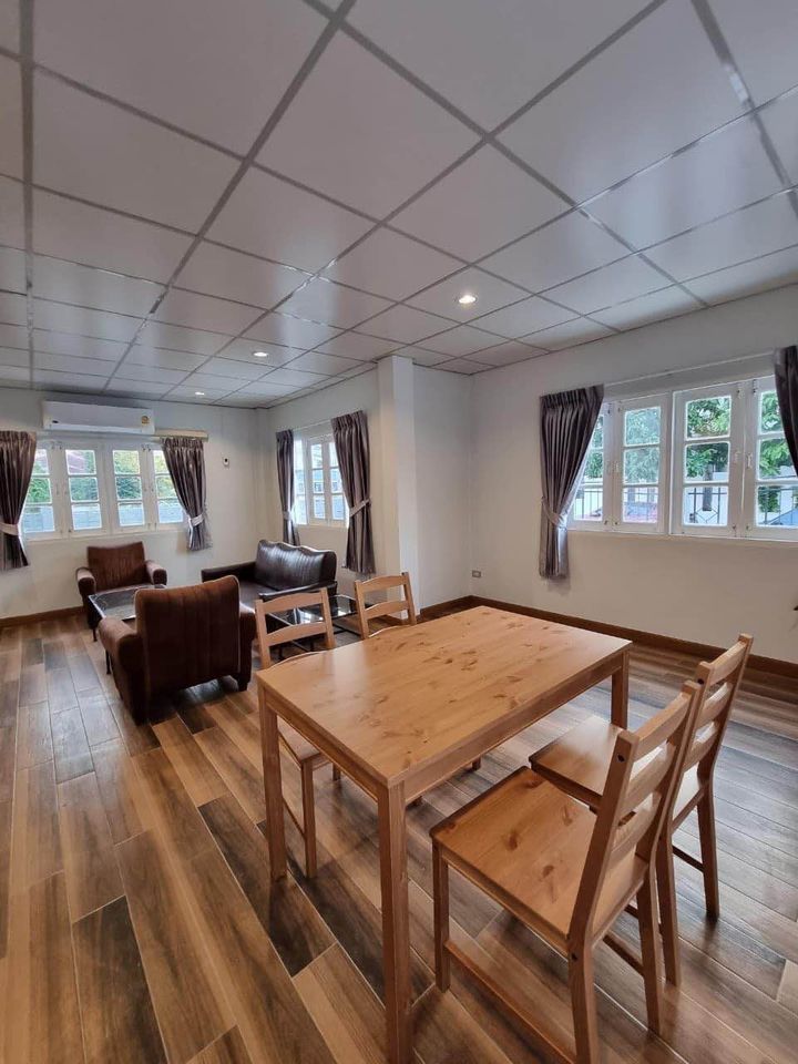 ปล่อยเช่าบ้านเดี่ยว มณีรินทร์ รัตนาธิเบศร์ ไทรม้า - 3ห้องนอน 3ห้องน้ำ (ไม่รวมห้องแม่บ้านและห้องน้ำต่างหาก) - ห้องรับแขก 1 ห้องใหญ่ 2ห้องเล็ก ห้องครัวพร้อมใช้งาน - ใกล้ MRT ไทรม้า