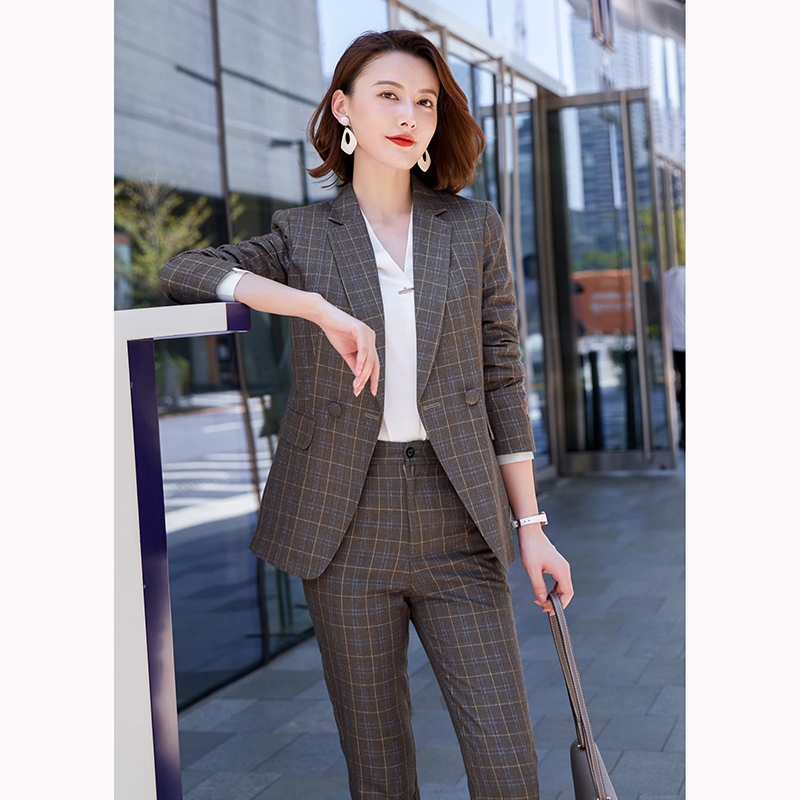 kudapy ชุดสูททำงานผู้หญิงสีช็อกโกแลตลายตารางพร้อมกางเกง