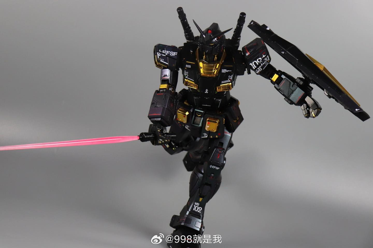 โมจีน 670801670801 DABAN 1/6O RX-78-2 Unleashed Polarized Coating Ver