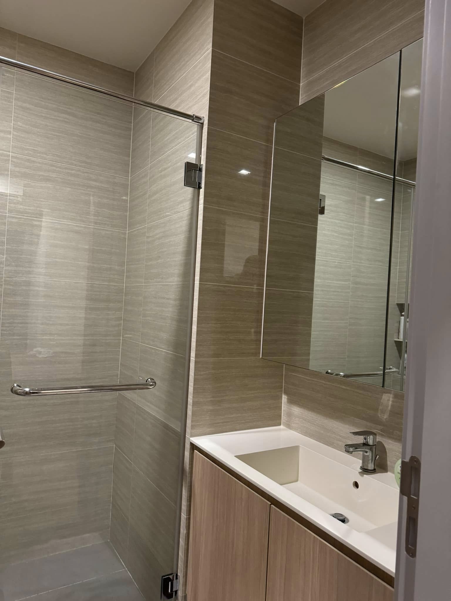 ให้เช่าคอนโด M Jatujak (เอ็ม จตุจักร) เลี้ยงสัตว์ได้ - โซนพื้นที่ MRT จตุจักร BTS หมอซิต - ห้องแบบ 1ห้องนอน 1ห้องน้ำ - ขนาดห้อง 34 ตรม. ชั้น 19 ตึก B