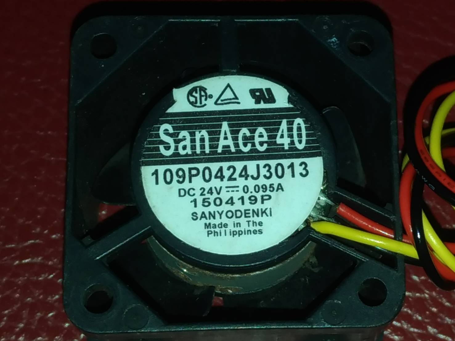 SANYO DENKI 109P0424J3013 FAN 24VDC