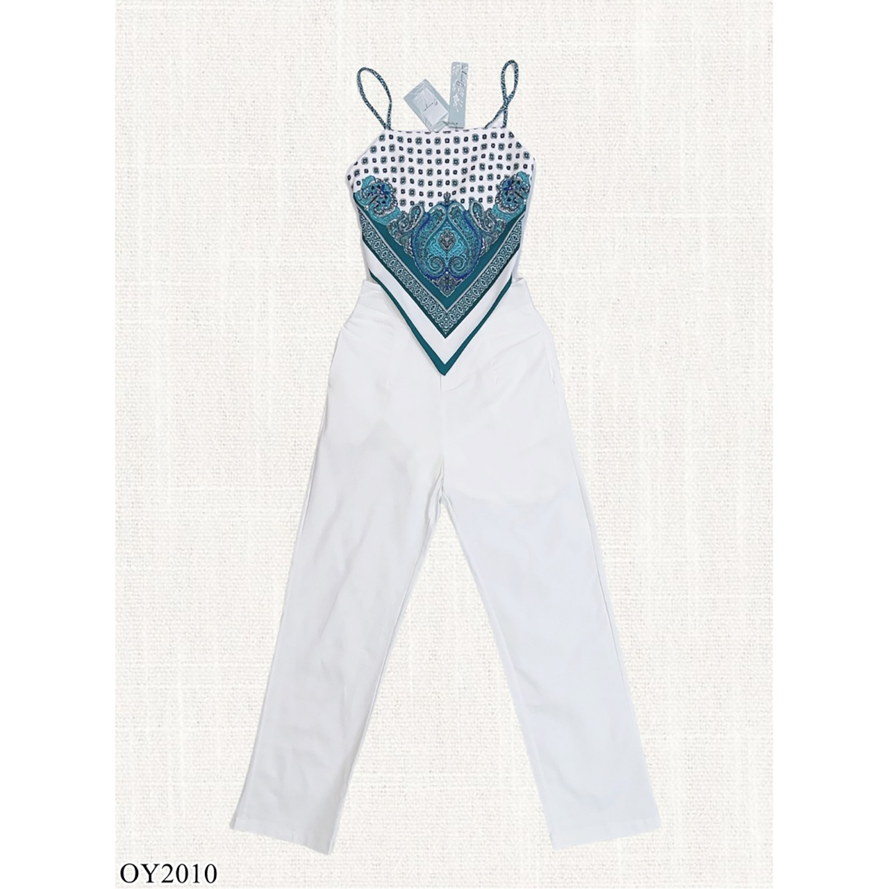 kudapy เซ็ทเสื้อสายเดี่ยว+กางเกงยาวสีขาว ใส่เที่ยว ใสงานปาตี้ สวยดูดีน่ารัก