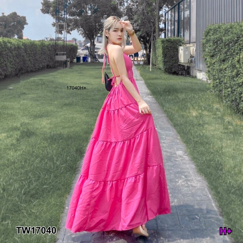 kudapy แม็กซี่เดรสสีบานเย็น น้ำตาล สายเดี่ยวผูกคอยาว เนื้อผ้าไหมอิตาลี่ มีเชือกผูกหลัง อกเสริมฟองน้ำ ใส่ไปเที่ยว