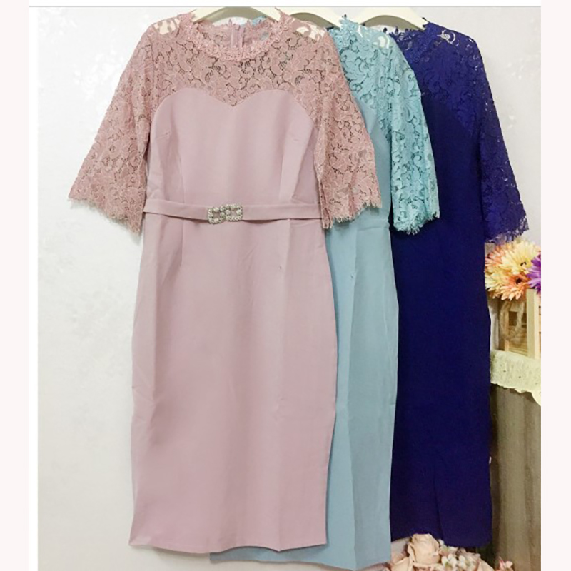 kudapy เดรสสั้นผ้าลูกไม้สีฟ้าอมเทา/ชมพูกะปิ/น้ำเงินเข้ม แขนสามส่วน ไหล่และแขนเย็บแต่งลูกไม้