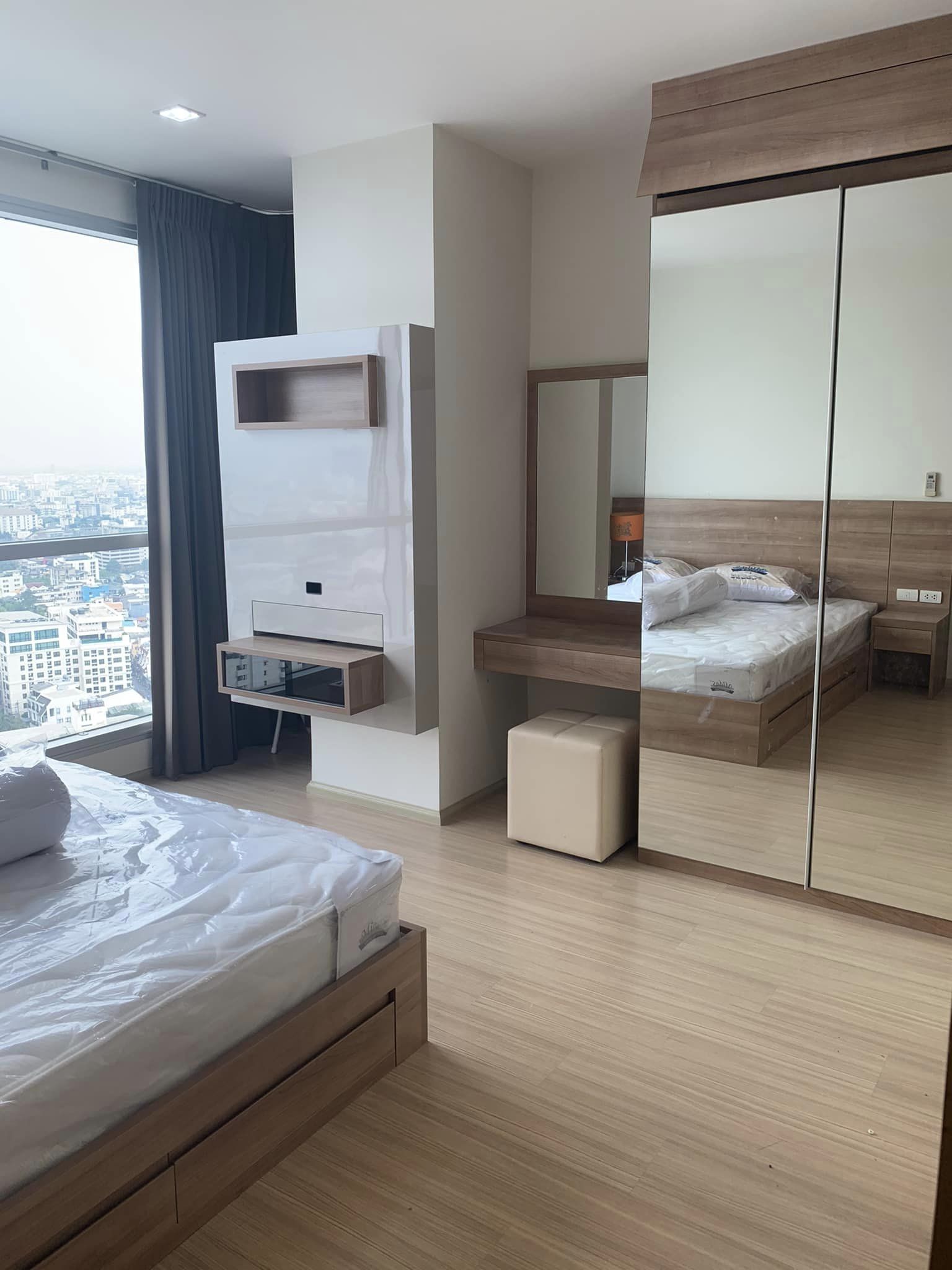 ให้เช่าคอนโด ริทึ่ม รัชดา – ห้วยขวาง แบบ2ห้องนอน เฟอร์ครบพร้อมอยู่