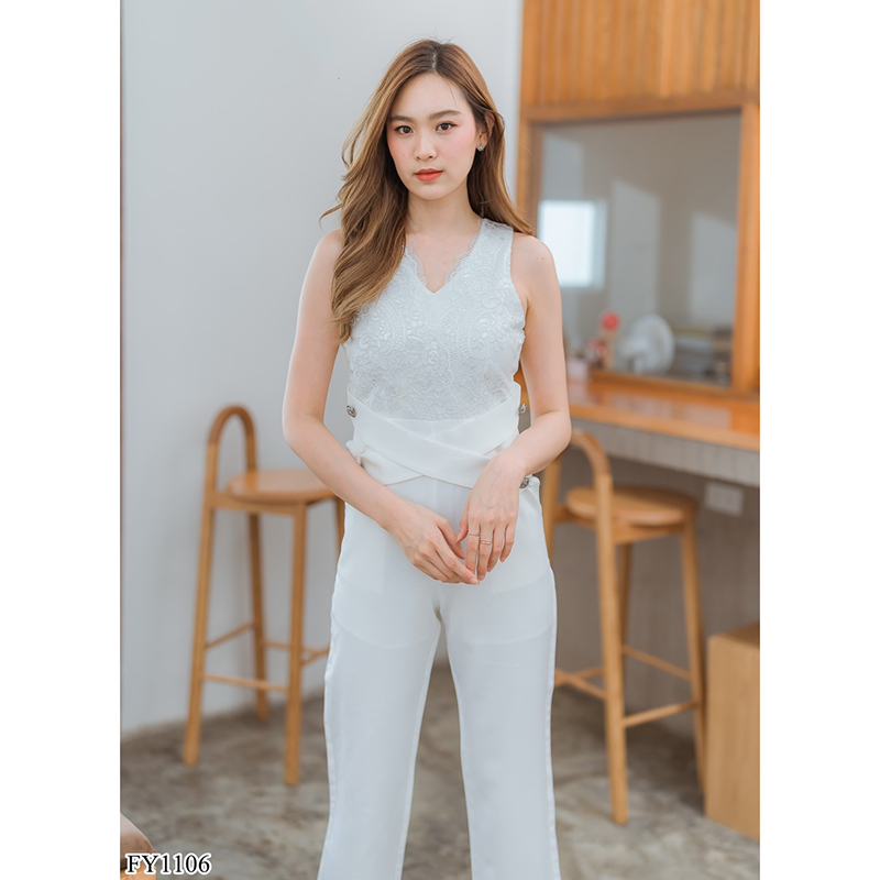 kudapy จั้มสูทสีขาว/สีชมพู/สีดำ ลูกไม้ขายาวใส่แล้วสวยดูดีน่ารักมากๆ