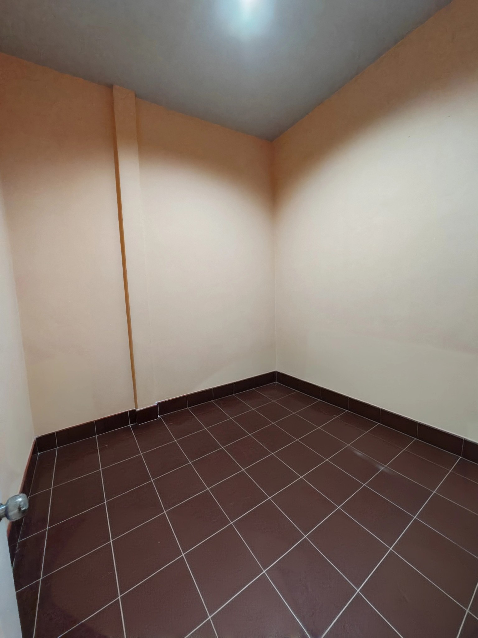 บ้านแสงตะวัน คลอง 11 ธัญบุรี ปทุมธานี ตกแต่งใหม่ 2 ชั้น ฟรีเฟอร์นิเจอร์ กู้ธนาคารหรือผ่อนบริษัทได้2 Storey Town House Thayaburi Pathum Thani 0909897810