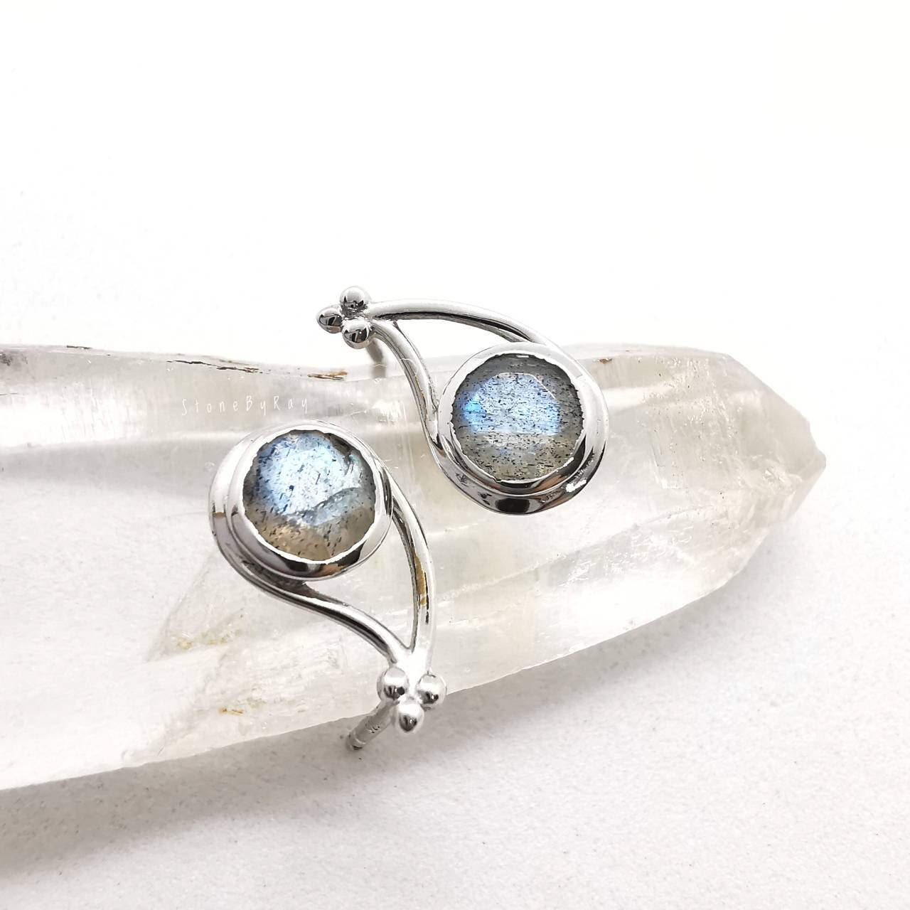 ต่างหูเงินหินลาบราโดไลท์ Labradorite