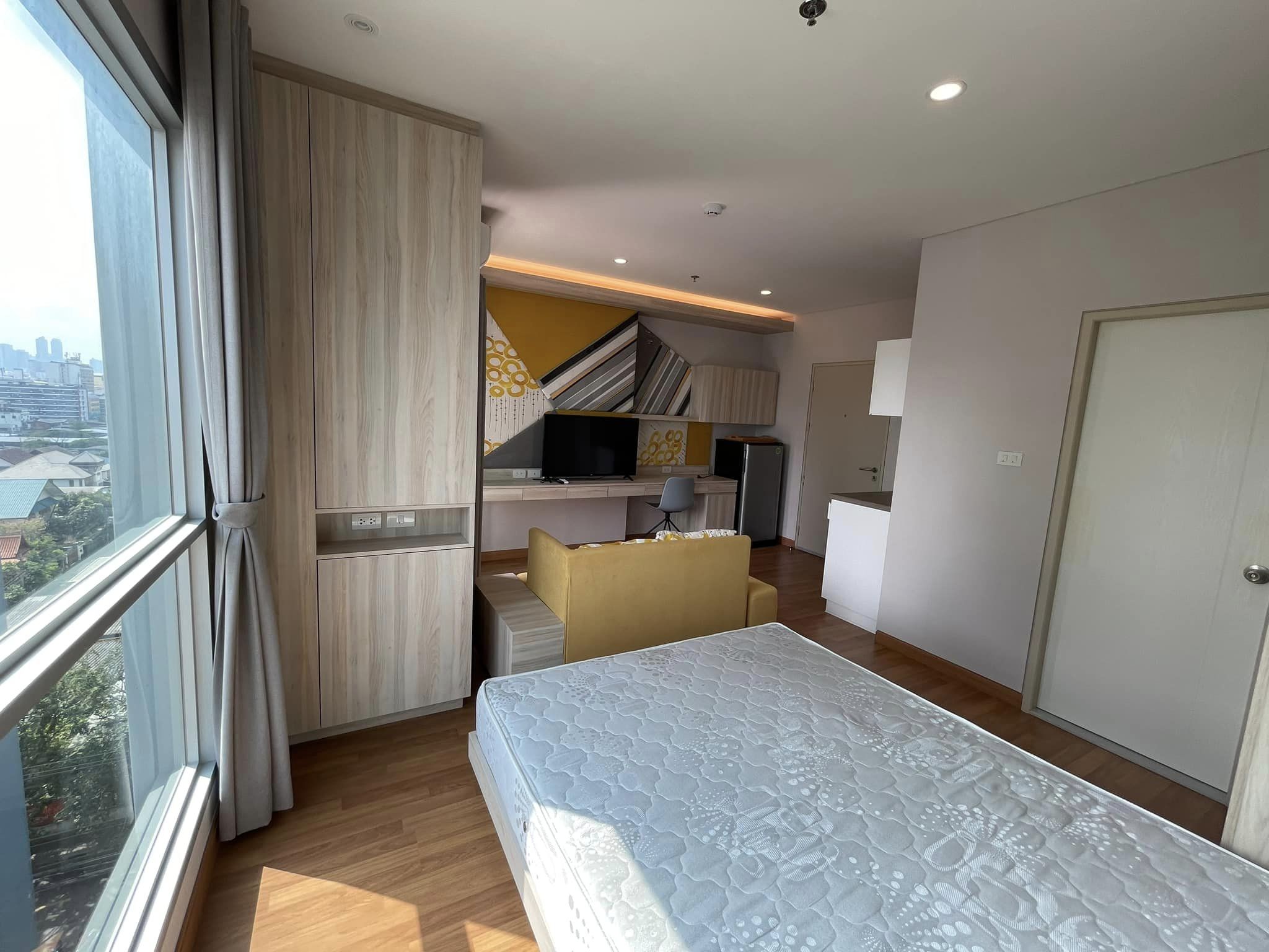 สนใจชมห้องติดต่อได้เลย Line ID: Smile-easy ปล่อยเช่าคอนโด Lumpini Park Vibhavadi-Chatuchak (ลุมพินี พาร์ค วิภาวดี-จตุจักร) - Studio 1ห้องน้ำ - ใกล้ MRT จตุจักร BTS หมอซิต - ขนาดห้อง 24.5 ตรม. ชั้น 9