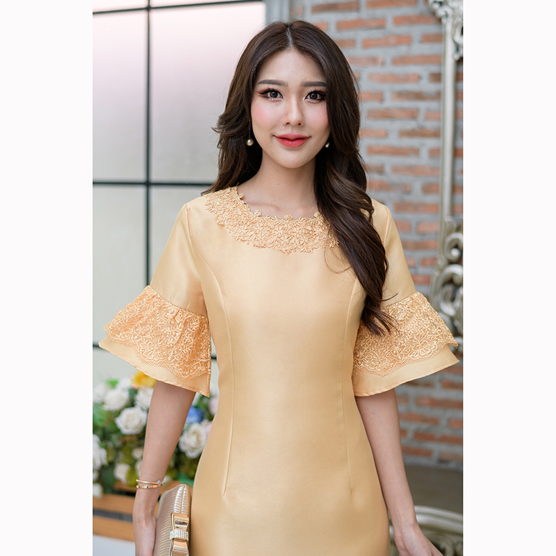 kudapy เดรสสั้นสีทอง/สีเทา ผ้าไหมญี่ปุ่น ช่วงแขนเป็นงานแขนบานทรงกระดิ่งใส่จริงสวยหรูหราทรงกำลังดี