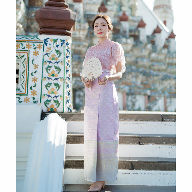 kudapy ชุดไทยประยุกต์สีขาว/สีชมพู งานสวยหรู ดูแพงมากๆ เสื้อลูกไม้แต่งระบายแขนสั้น ระบายรอบตัว ผ้าลูกไม้เนื้อดีมากๆ