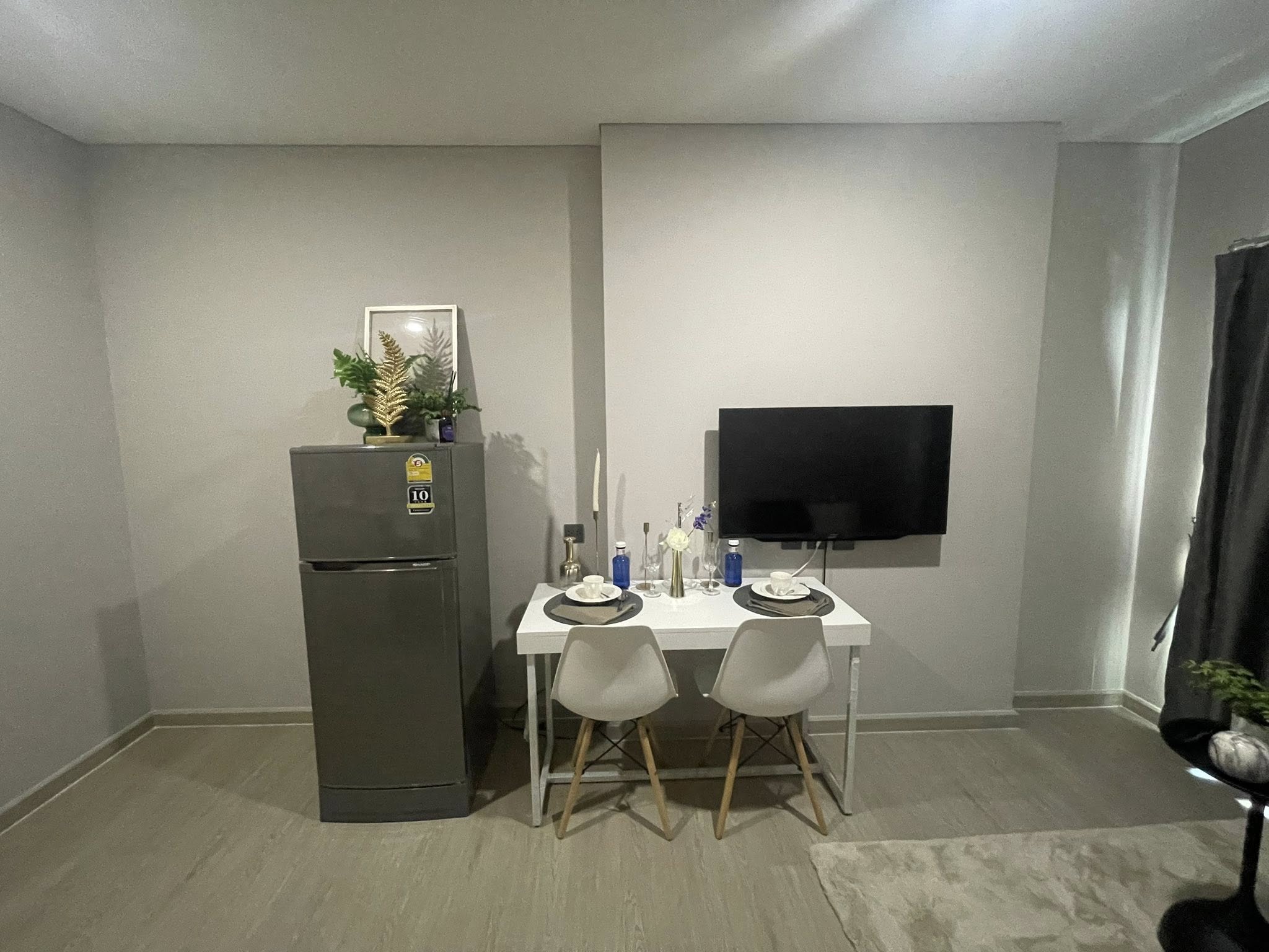 ให้เช่าคอนโด Lumpini Park Phahon 32 (ลุมพินี พาร์ค พหล 32) โซน รถไฟฟ้า BTS รัชโยธิน 1ห้องนอน / 1ห้องน้ำ ขนาดห้อง 28 ตรม. ชั้น 16