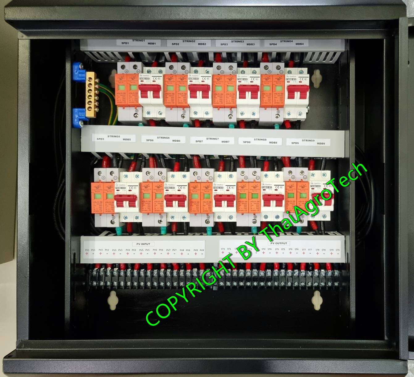DC Combiner Box สำหรับระบบโซล่าเซลล์ 9 สตริง