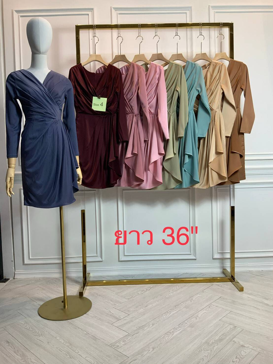 kudapy ชุดราตรียาวรวบเอว แขนยาวสีน้ำตาลทอง ผ้ากำมะหยี่สีสวยตมแบบ