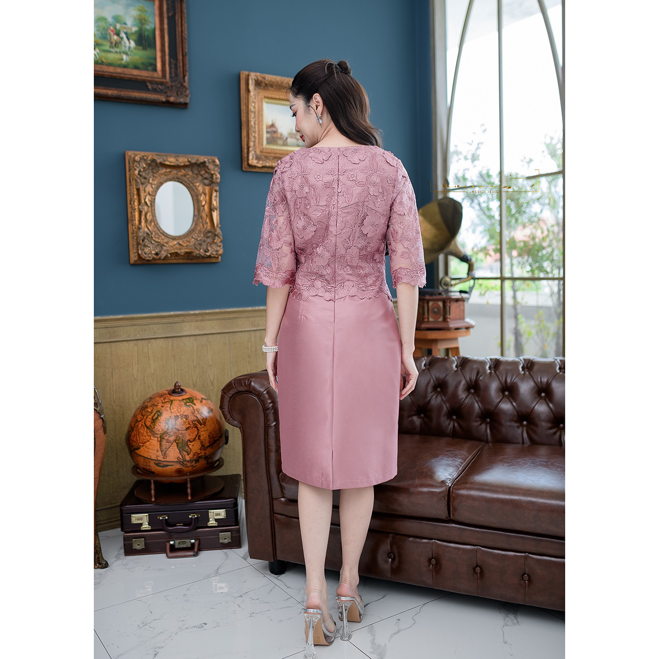 kudapy เดรสสั้นสีม่วง/สีกะปิ ผ้าไหมดีไซน์แขนศอก ลูกไม้ด้านบนเย็บคลุมเป็นเสื้อแต่เป็นเดรสชิ้นเดียว