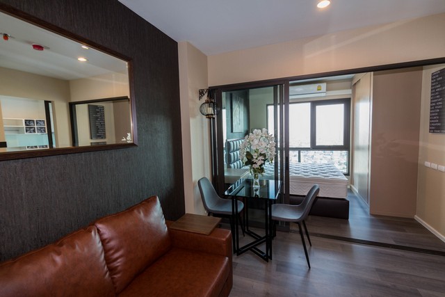 ให้เช่า เดอะ สเตจ เตาปูน อินเตอร์เชนจ์ ชั้นสูงวิวแม่น้ำและรัฐสภาใหม่