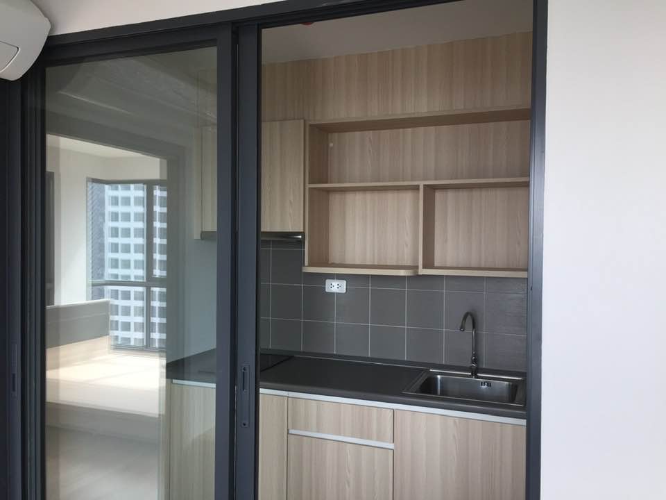 คอนโด IDEO O2 (ไอดีโอ โอทู) High Rise โซนพื้นที่ BTS บางนา ให้เช่าห้องแบบ 2ห้องนอน 2ห้องน้ำ ขนาดห้อง 53 ตรม. ชั้น 25 ตึก A วิวสระ