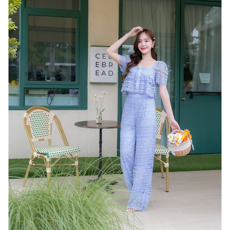 kudapy เซตเสื้อสีครีม/สีม่วง เสื้อครอปลูกไม้แต่งแขนตุ๊กตากิมมิคกางเกงขายาว