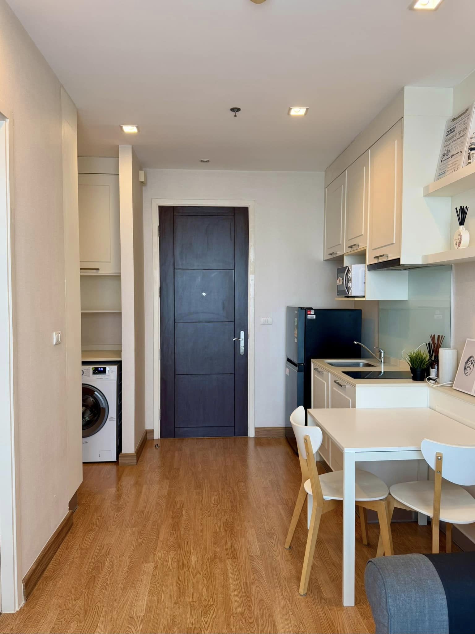 ให้เช่าคอนโด Q House Sukhumvit 79 (คิวเฮาส์ สุขุมวิท 79) 1ห้องนอน / 1ห้องน้ำ ขนาด 30.5 ตรม. ชั้น 17 ค่าเช่า 18,000 ต่อเดือน รถไฟฟ้า BTS อ่อนนุช