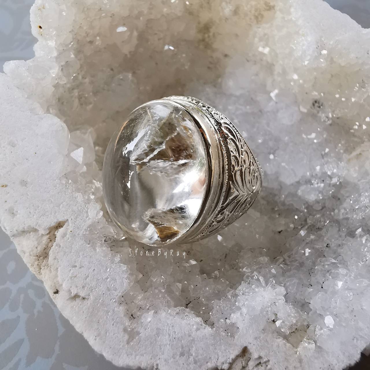 แหวนเงินหินโป่งข่าม(แก้วเข้าแก้ว)