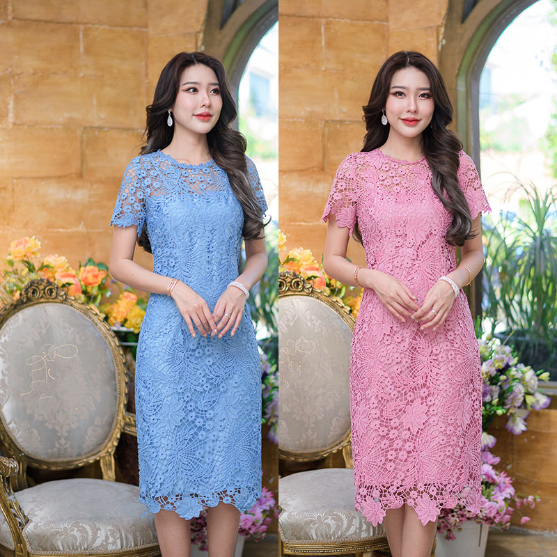 kudapy เดรสสั้นสีฟ้า/สีชมพู ผ้าลูกไม้เนื้อดี เป็นผ้าลูกไม้ถักลายเนื้อไม่เงาเกรดพรีเมี่ยมลายสวย ทอลายแน่นอย่างดี มีปักด้วยเลื่อมใสสีวิ้ง