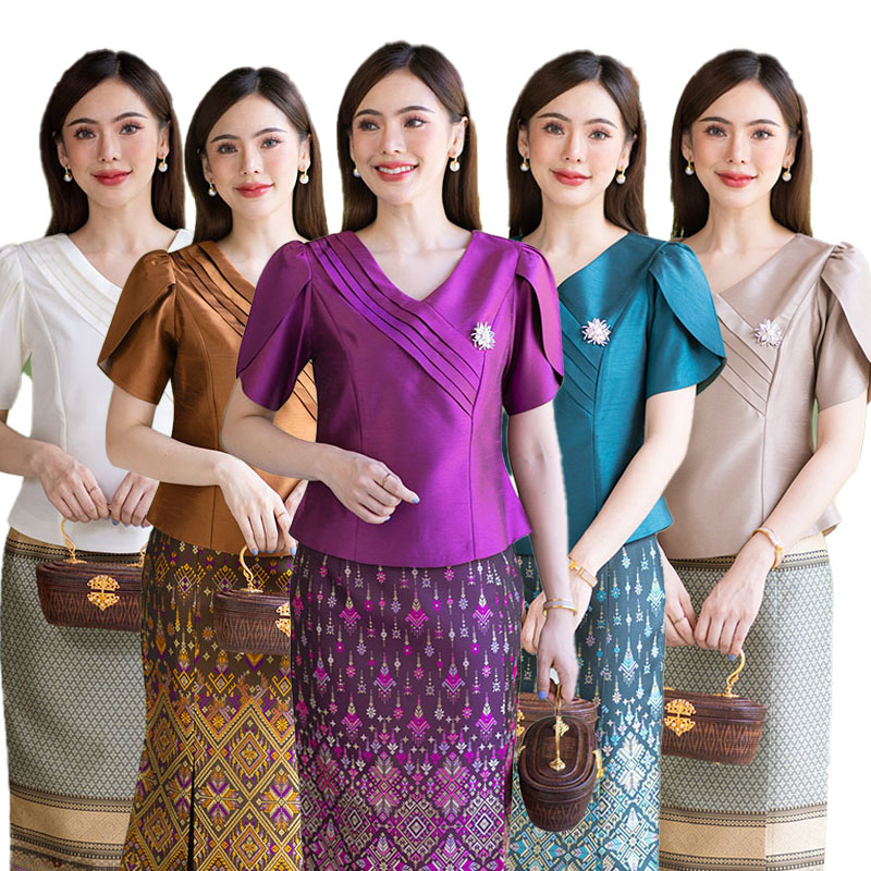 kudapy เสื้อสีม่วง/สีน้ำตาล/สีขาว/สีส้ม/สีเขียว ผ้าไหม4เส้น ทุกสีใส่แล้วขับผิว เนื้อผ้าทอสวย เนื้อเบาสบาย ใส่สบายผิว มีลายเส้นในตัว
