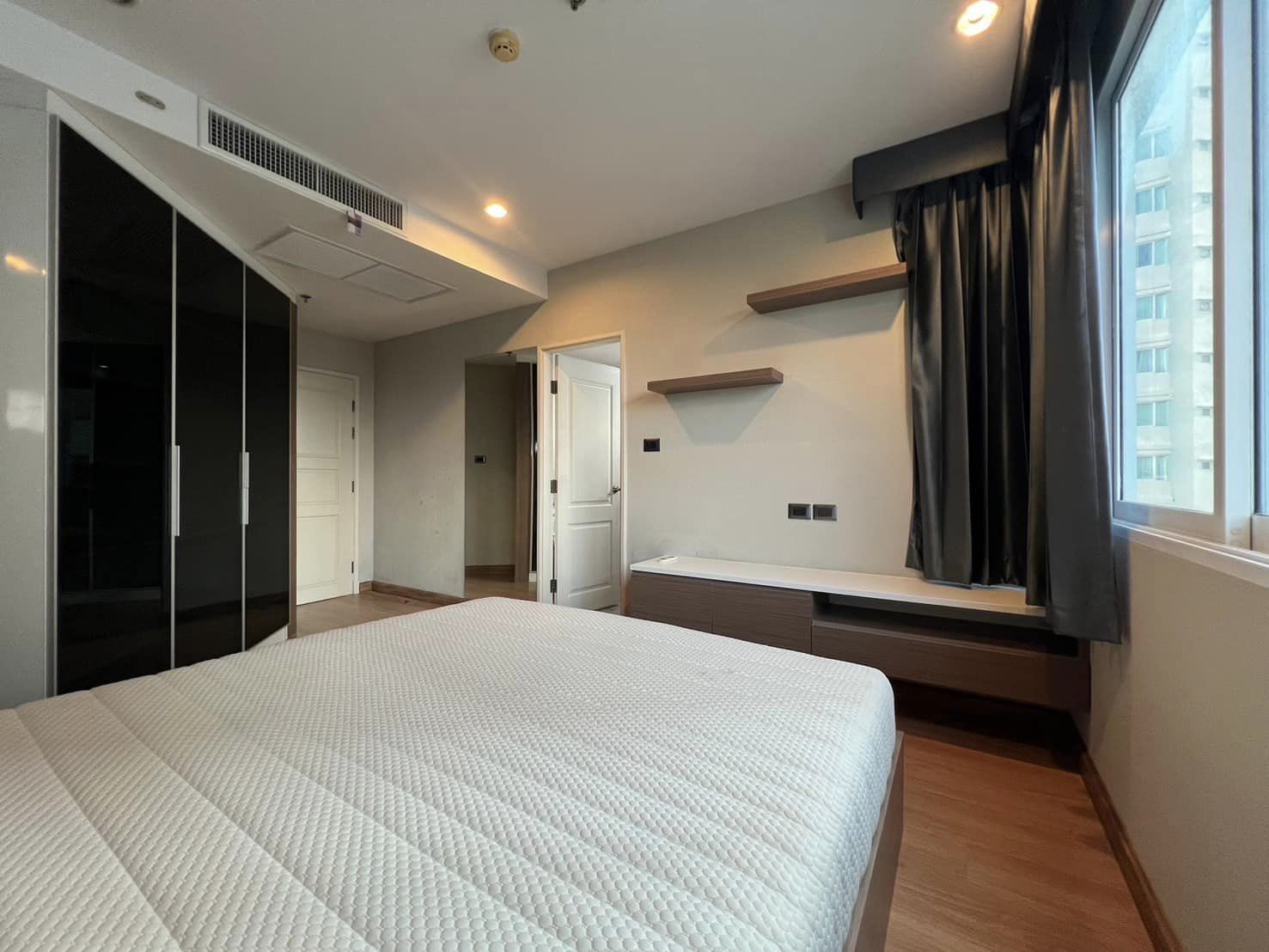 ปล่อยเช่าคอนโด Supalai Wellington (ศุภาลัย เวลลิงตัน) - 2ห้องนอน 1ห้องครัว 1ห้องนั่งเล่น 2ห้องน้ำ - ใกล้ MRT ศูนย์วัฒนธรรม/เซ็นทรัลพระราม 9