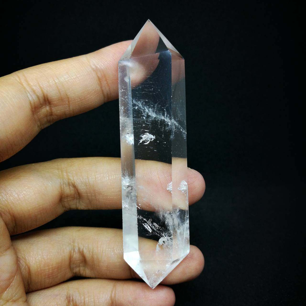 Crystal Quartz (คริสตัลควอตซ์)