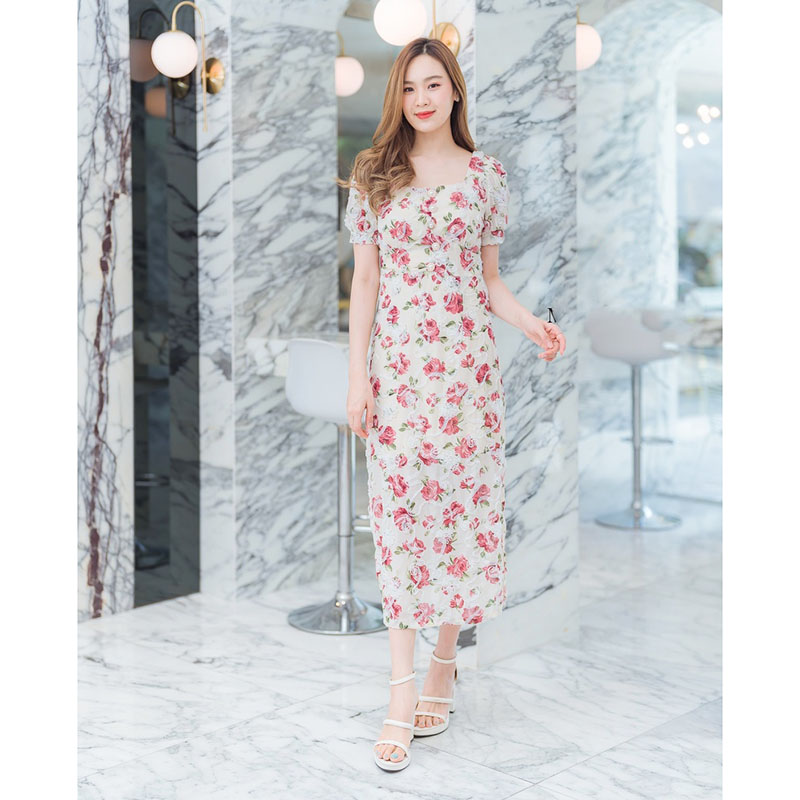 kudapy เดรสยาวสีชมพู/สีดำ/สีครีม ลายดอกปักลูกไม้สามมิติ
