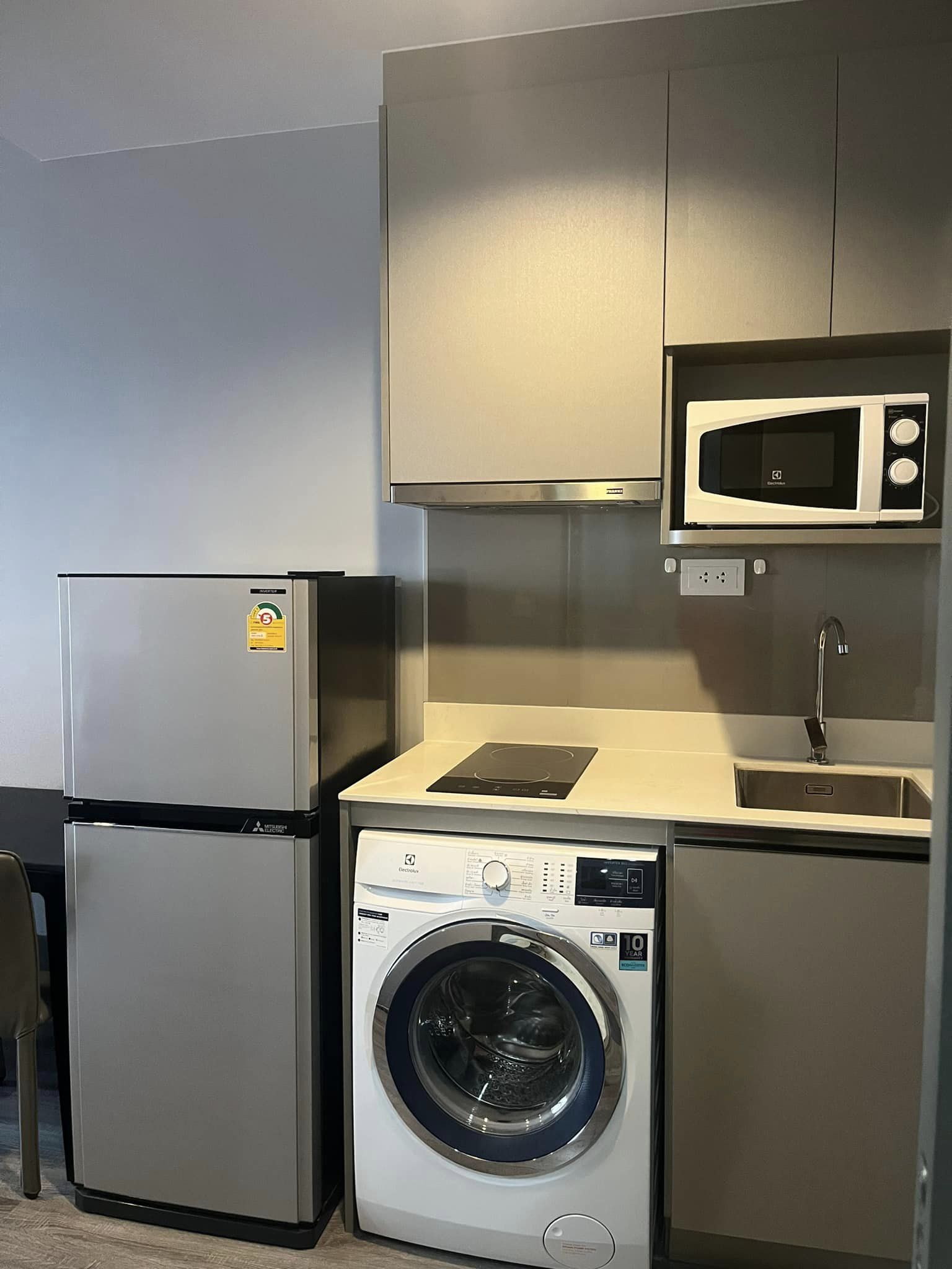 ปล่อยเช่าคอนโด IDEO Mobi Rangnam (ไอดีโอ โมบิ รางน้ำ) - Studio 1ห้องน้ำ - ใกล้ BTS อนุสาวรีย์ - ขนาดห้อง 28 ตรม. ชั้น 11