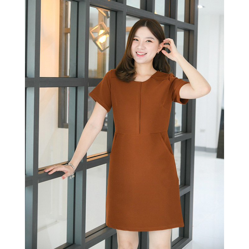 kudapy เดรสสั้นสีมาสตาร์ท,เขียวน้ำทะเล,ฟ้าอ่อน ตัดต่อเล่นคัทติ้งกลางลำตัวและช่วงไหล่ มีกระเป๋าด้านข้าง งานซับในทั้งตัว