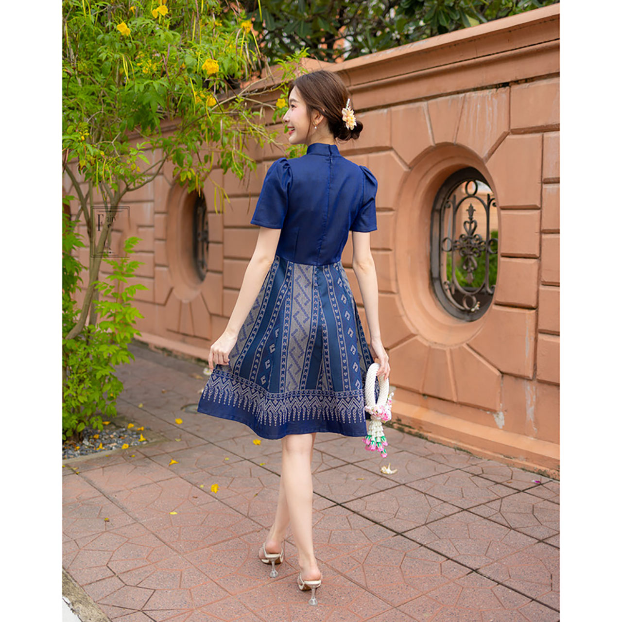 kudapy เดรสสั้นสีกรม/สีเหลือง เสื้อกั๊กคลุมกระดุม2เม็ดอัดกาว