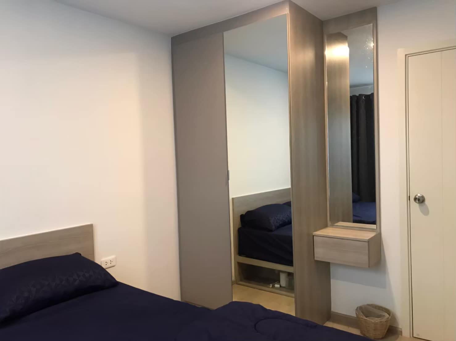 ปล่อยเช่าคอนโด Elio Del Moss Phaholyothin 34 (เอลลิโอ เดล มอสส์ พหลโยธิน 34) - ใกล้ BTS เสนานิคม - 1ห้องนอน 1ห้องน้ำ 1ห้องนั่งเล่น 1ห้องทำงาน - ขนาดห้อง 35 ตรม. ชั้น 1 ตึก B ติดสระว่ายน้ำ