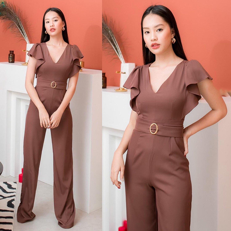 kudapy จั๊มสูทคอวีขายาวสีน้ำตาล สีเขียว ระบายแขน มาพร้อมเข็มขัด เนื้อผ้านำเข้าอย่างดี ทรงสวยมาก