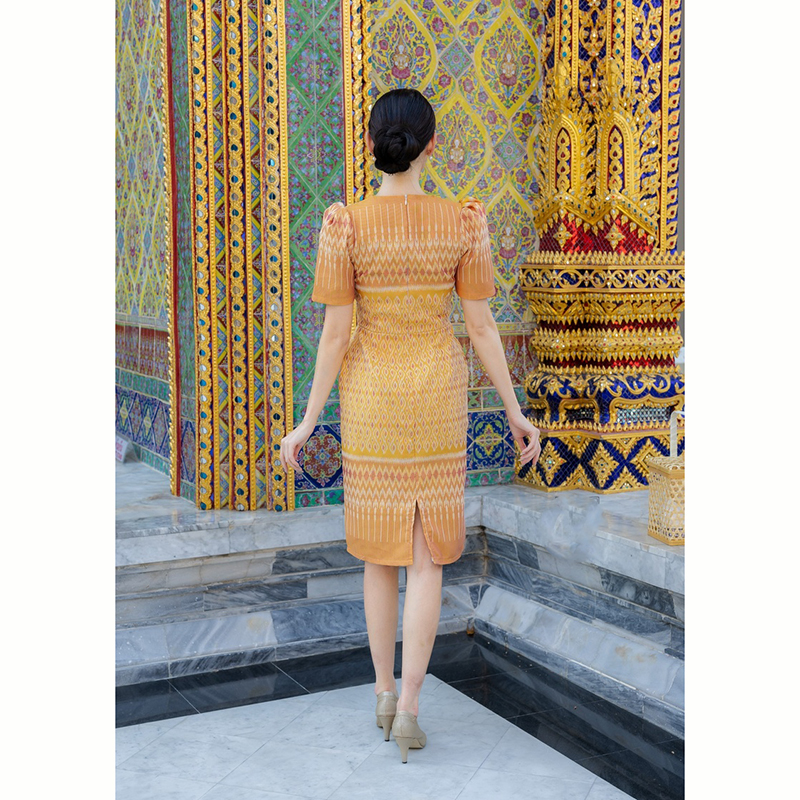 kudapy เดรสสั้นสีกรม/สีชมพู/สีเหลือง ผ้าทอไทยประยุกต์ งดงามแบบฉบับหญิงไทยสมัยใหม่ ดูน่ามอง คอวี ทรงสวย เรียบร้อย สีละมุน